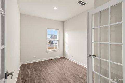 Tiny photo for 1869 Glenlake Court, New Lenox, IL 60451 (MLS # 12636392)