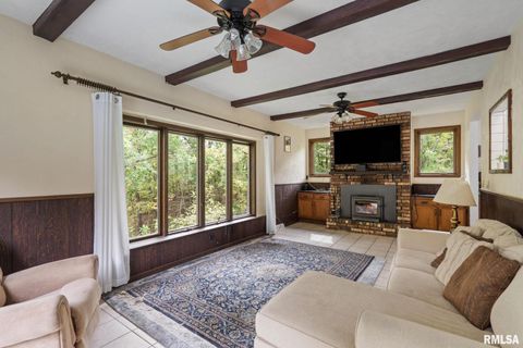 Tiny photo for 4622 30TH Avenue Court, Rock Island, IL 61201 (MLS # 12554511)