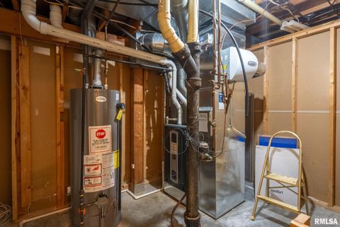 Tiny photo for 4622 30TH Avenue Court, Rock Island, IL 61201 (MLS # 12554511)