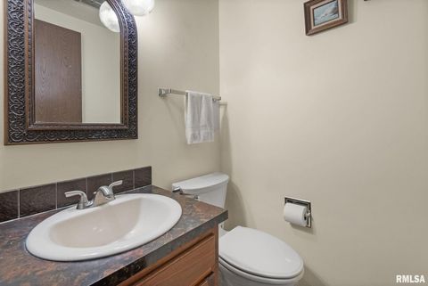 Tiny photo for 4622 30TH Avenue Court, Rock Island, IL 61201 (MLS # 12554511)