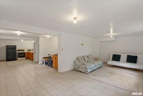 Tiny photo for 4622 30TH Avenue Court, Rock Island, IL 61201 (MLS # 12554511)