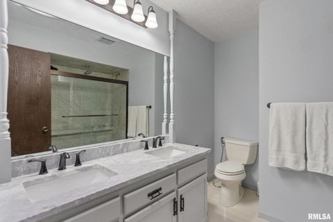 Tiny photo for 4622 30TH Avenue Court, Rock Island, IL 61201 (MLS # 12554511)