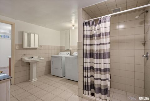 Tiny photo for 4622 30TH Avenue Court, Rock Island, IL 61201 (MLS # 12554511)