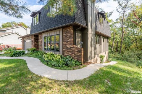 Tiny photo for 4622 30TH Avenue Court, Rock Island, IL 61201 (MLS # 12554511)