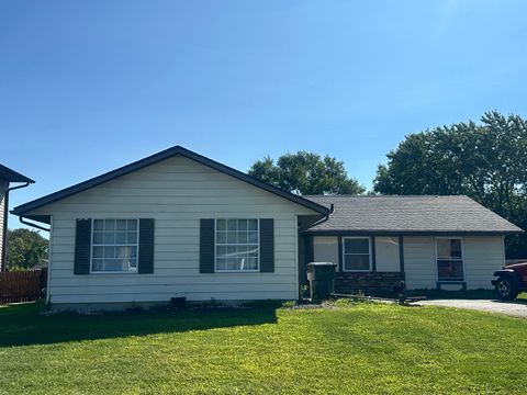 Photo of 3525 Marseilles Lane, Hazel Crest, IL 60429 (MLS # 12487427)