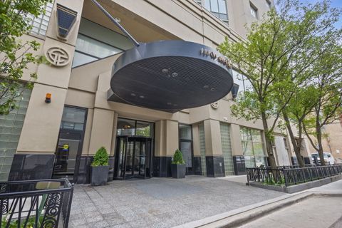 Photo of 111 W MAPLE Street #1807, Chicago, IL 60610 (MLS # 12626807)