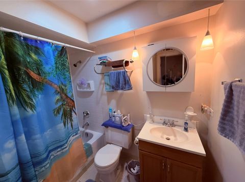 Tiny photo for 3A KINGERY QUARTER #103, Willowbrook, IL 60527 (MLS # 12573195)