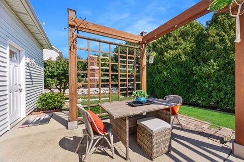 Tiny photo for 2111 Jessamine Road, Bloomington, IL 61704 (MLS # 12472070)