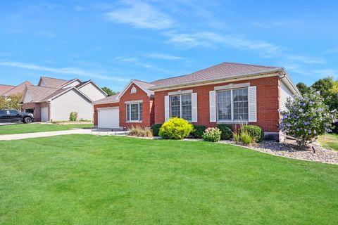 Tiny photo for 2111 Jessamine Road, Bloomington, IL 61704 (MLS # 12472070)