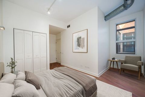 Tiny photo for 1623 W Melrose Street #501, Chicago, IL 60657 (MLS # 12479619)