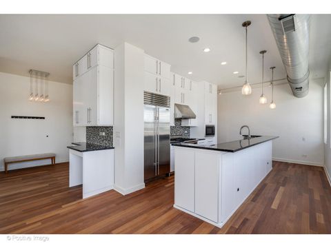 Tiny photo for 1623 W Melrose Street #501, Chicago, IL 60657 (MLS # 12479619)