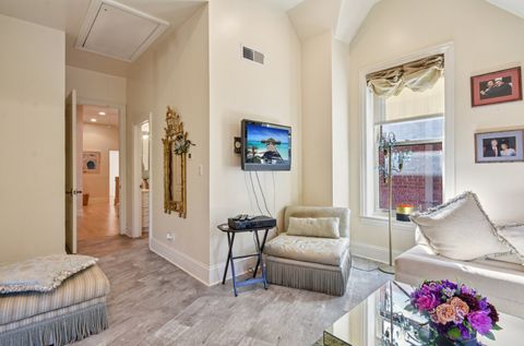 Tiny photo for 1919 S PRAIRIE Avenue #3, Chicago, IL 60616 (MLS # 12472878)