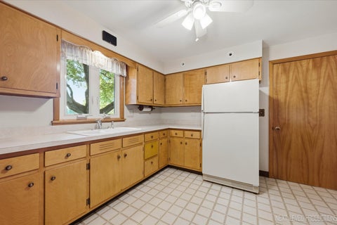 Tiny photo for 610 North Avenue, Batavia, IL 60510 (MLS # 12783042)