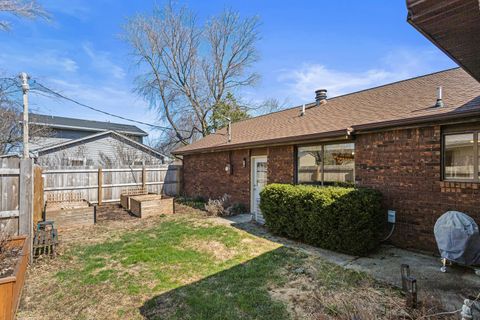 Tiny photo for 2317 Brookshire Drive E, Champaign, IL 61821 (MLS # 12583970)