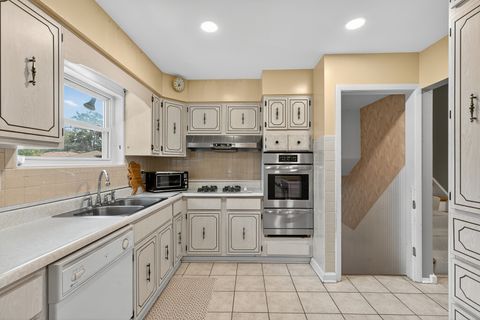 Tiny photo for 8607 Lawndale Avenue, Skokie, IL 60076 (MLS # 12497628)