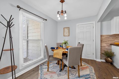 Tiny photo for 2449 W 13TH Street, Davenport, IA 52804 (MLS # QC4269491)