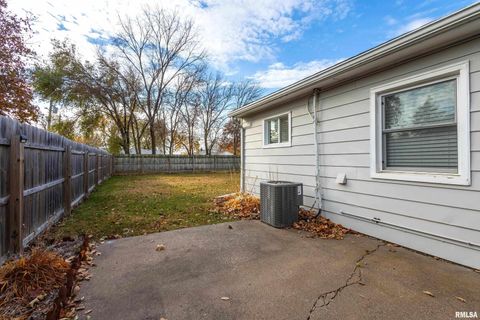 Tiny photo for 2449 W 13TH Street, Davenport, IA 52804 (MLS # QC4269491)