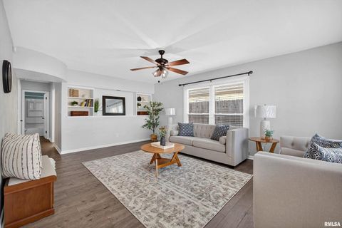 Tiny photo for 2449 W 13TH Street, Davenport, IA 52804 (MLS # QC4269491)