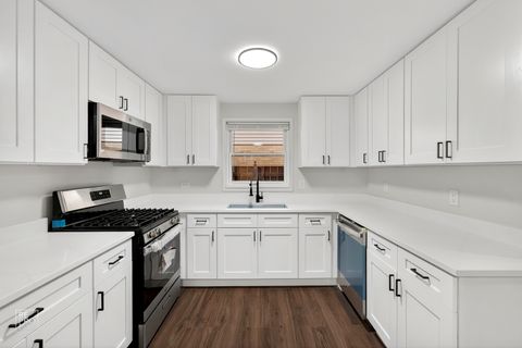 Tiny photo for 11607 S Loomis Street, Chicago, IL 60643 (MLS # 12520606)