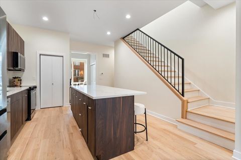 Tiny photo for 4721 S Ingleside Avenue, Chicago, IL 60615 (MLS # 12568045)