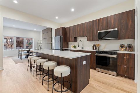 Tiny photo for 4721 S Ingleside Avenue, Chicago, IL 60615 (MLS # 12568045)