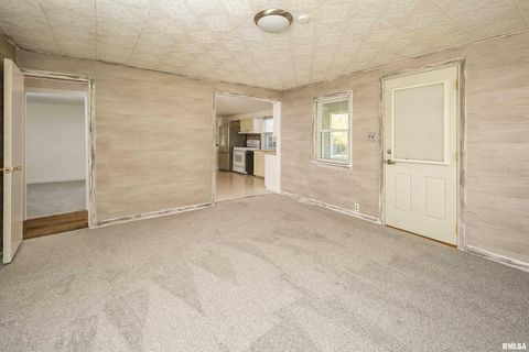 Tiny photo for 711 E 19TH Avenue, CoalValley, IL 61401 (MLS # QC4268996)