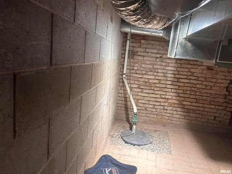 Tiny photo for 711 E 19TH Avenue, CoalValley, IL 61401 (MLS # QC4268996)