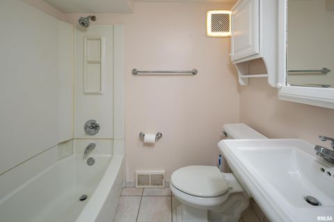 Tiny photo for 711 E 19TH Avenue, CoalValley, IL 61401 (MLS # QC4268996)