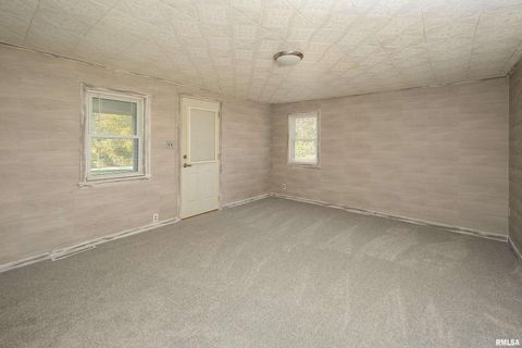 Tiny photo for 711 E 19TH Avenue, CoalValley, IL 61401 (MLS # QC4268996)