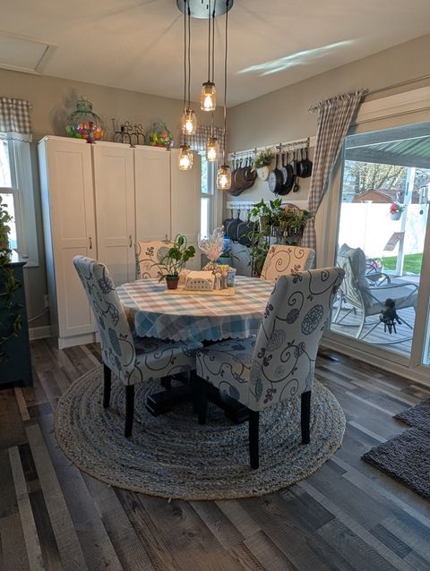 Tiny photo for 921 4H Road, Ottawa, IL 61350 (MLS # 12619348)