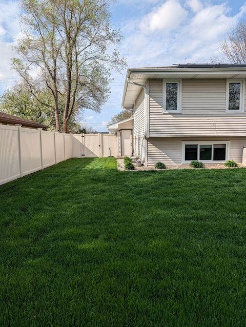 Tiny photo for 921 4H Road, Ottawa, IL 61350 (MLS # 12619348)