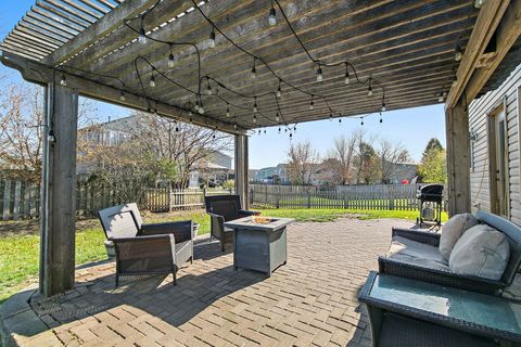 Tiny photo for 870 Noelle Bend, Lake In The Hills, IL 60156 (MLS # 12516585)