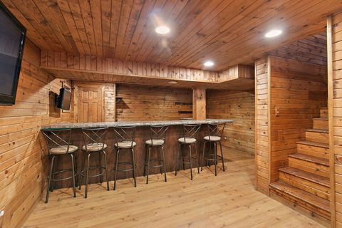 Tiny photo for 870 Noelle Bend, Lake In The Hills, IL 60156 (MLS # 12516585)