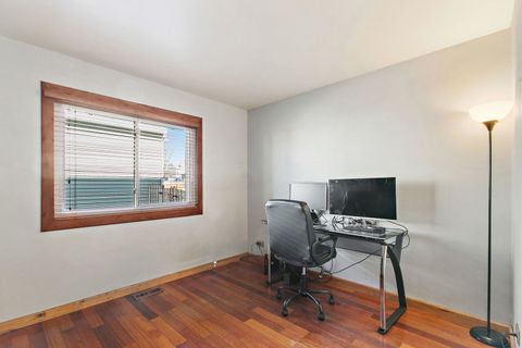 Tiny photo for 870 Noelle Bend, Lake In The Hills, IL 60156 (MLS # 12516585)