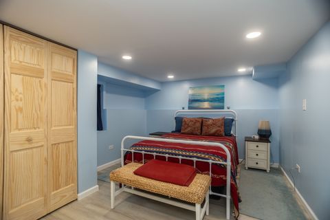 Tiny photo for 219 W Oak Avenue, Wheaton, IL 60187 (MLS # 12596354)