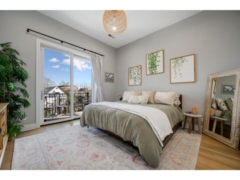 Tiny photo for 2705 N Hamlin Avenue #3, Chicago, IL 60647 (MLS # 12586955)