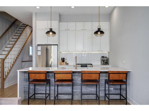 Tiny photo for 2705 N Hamlin Avenue #3, Chicago, IL 60647 (MLS # 12586955)