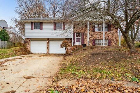Photo of 901 Charlotte Drive, Normal, IL 61761 (MLS # 12523370)