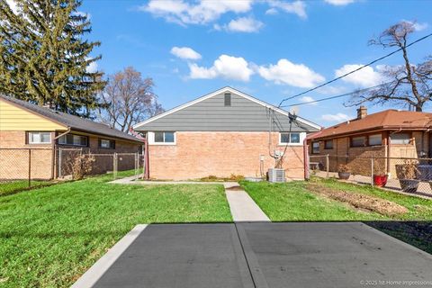 Tiny photo for 3304 Wilcox Avenue, Bellwood, IL 60104 (MLS # 12636276)