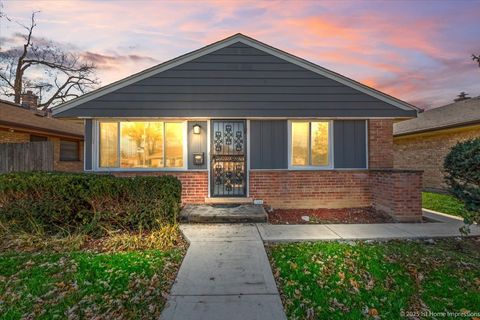 Tiny photo for 3304 Wilcox Avenue, Bellwood, IL 60104 (MLS # 12636276)