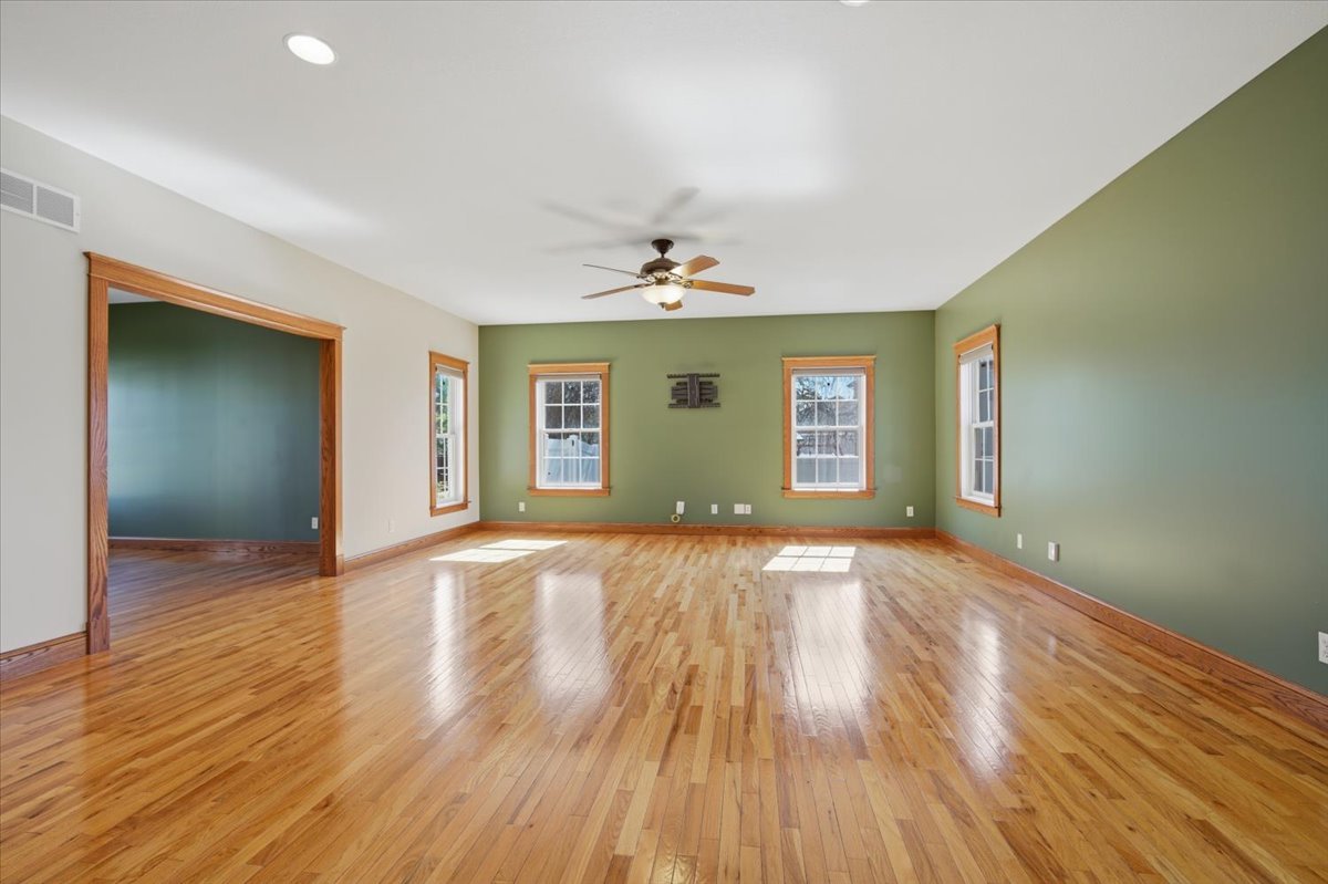 1813 Partridge Point