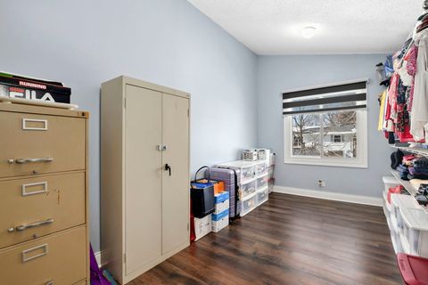 Tiny photo for 2004 E Parkview Circle, Hoffman Estates, IL 60169 (MLS # 12593542)