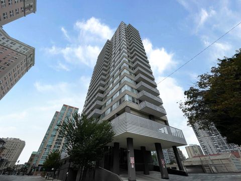 5601 N Sheridan Road 14E Chicago IL 60660