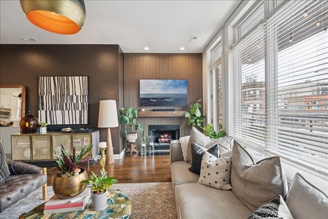 Tiny photo for 1954 N DAMEN Avenue #2, Chicago, IL 60647 (MLS # 12600568)