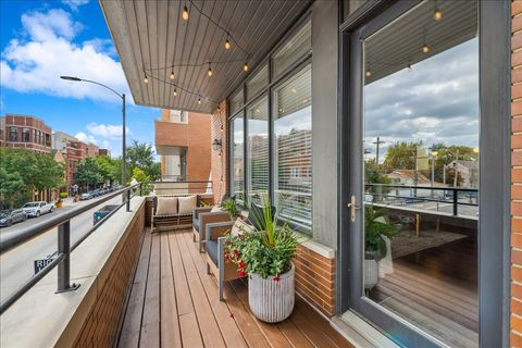 Tiny photo for 1954 N DAMEN Avenue #2, Chicago, IL 60647 (MLS # 12600568)