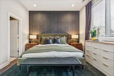 Tiny photo for 1954 N DAMEN Avenue #2, Chicago, IL 60647 (MLS # 12600568)