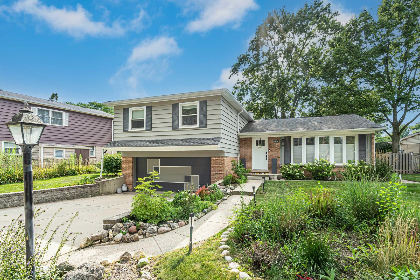 1806 N Park Drive