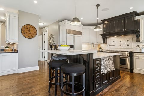 Tiny photo for 165 Haverton Way, North Barrington, IL 60010 (MLS # 12498974)