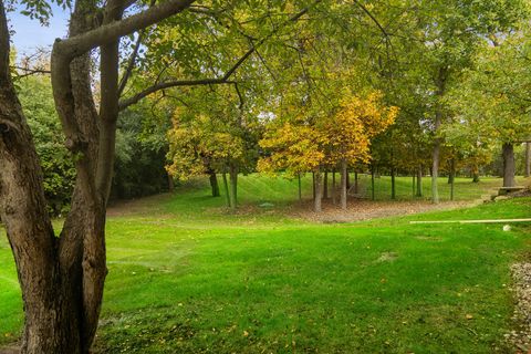 Tiny photo for 165 Haverton Way, North Barrington, IL 60010 (MLS # 12498974)