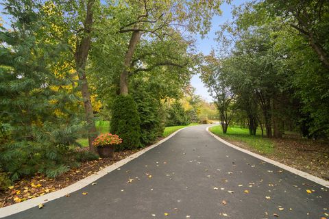 Tiny photo for 165 Haverton Way, North Barrington, IL 60010 (MLS # 12498974)